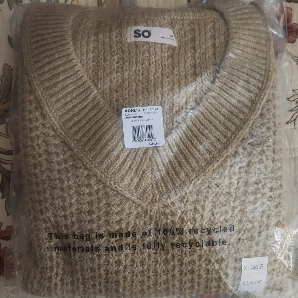 V-Neck Womens Sweater XL Chunky Knit Not Too Heavy NWT